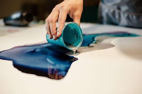 From Mix to Masterpiece: How to Get a Flawless Resin Finish